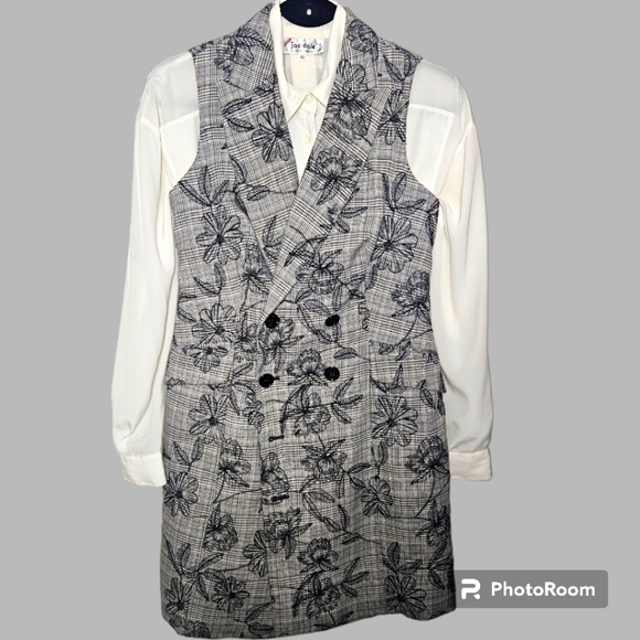 Calvin Klein Grey Casual Plaid Floral Embroidery Coat Dress Sz2 - Picture 6 of 12